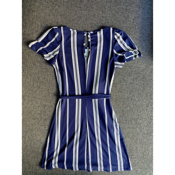 FRANCESCA’S Navy and White Striped Dress - Picture 4 of 4
